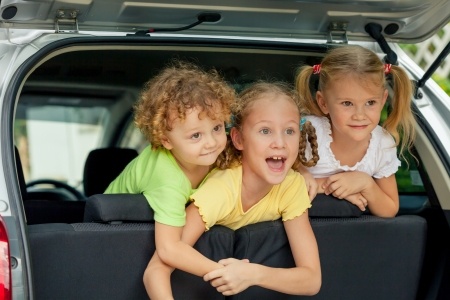 driving safely on road trips, road trip safety tips